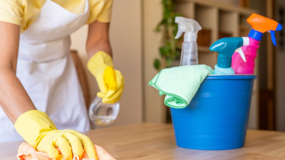 flat cleaning service in London